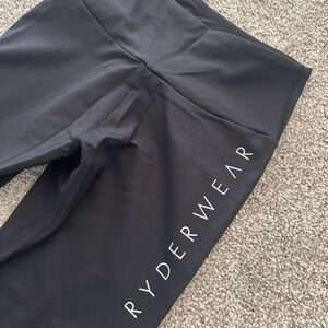 Ryderwear Black Scrunch Leggings